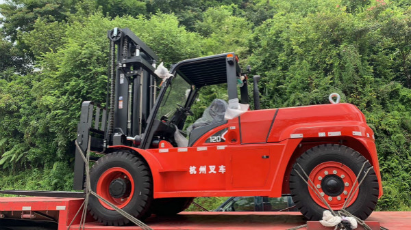 內(nèi)燃叉車動力不足？機(jī)油要保養(yǎng)！
